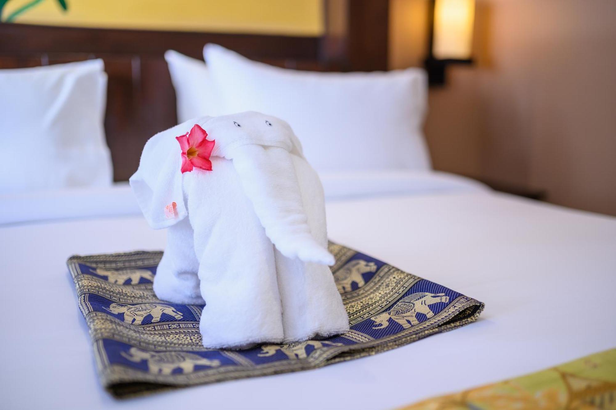 Phuket Kata Resotel Zimmer foto